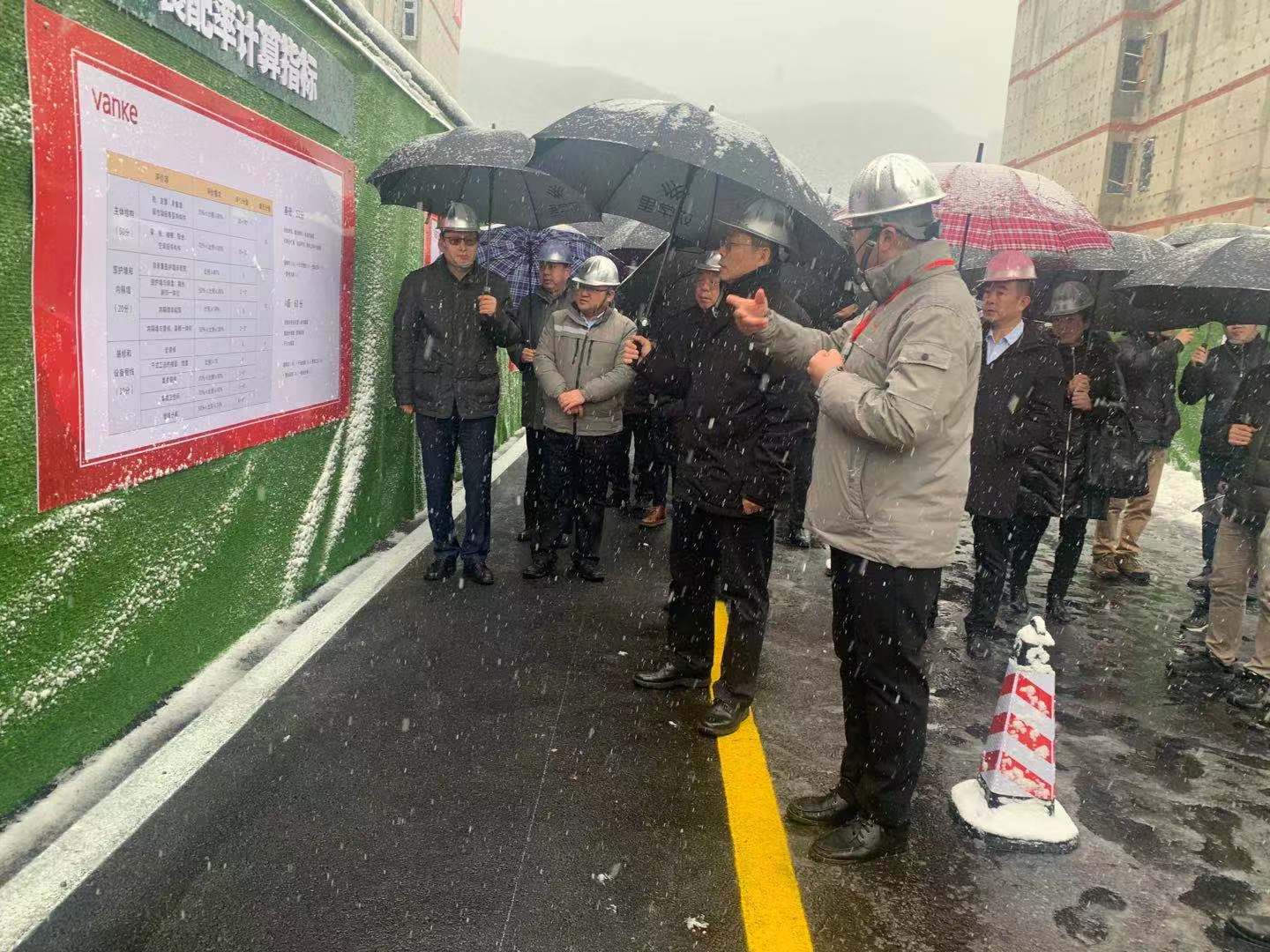 住房和城鄉(xiāng)建設部總工程師李如生一行蒞臨濟南萬科如園項目調研鋼結構住宅應用情況